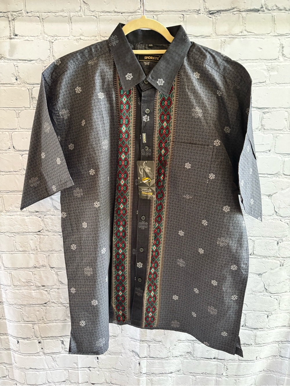 *NEW* Men’s Imported SPORETE Short Sleeve Button Shirt - Size XXXL